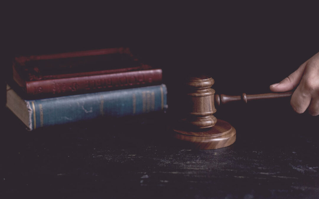 BANCO DEVE RESTITUIR JUROS ABUSIVOS E VALORES DE VENDA CASADA